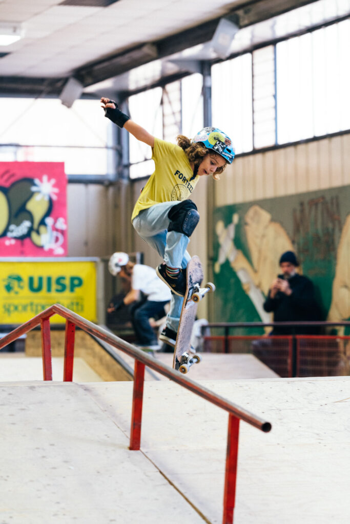 Lezione di skateboard allo skatepark Rock and Ride